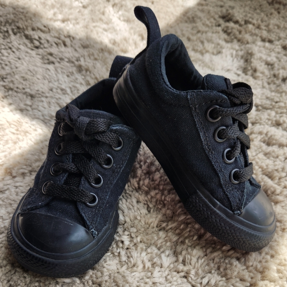 Converse shoes